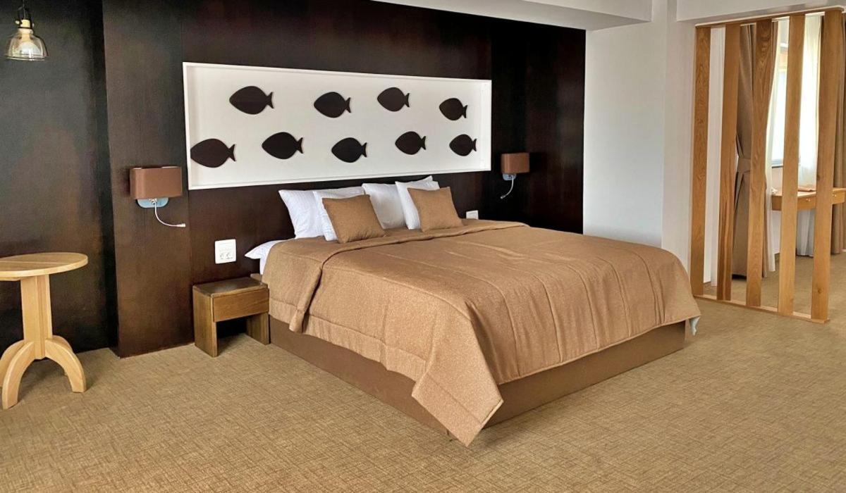 Hotel Condor ทูลเซีย ภายนอก รูปภาพ